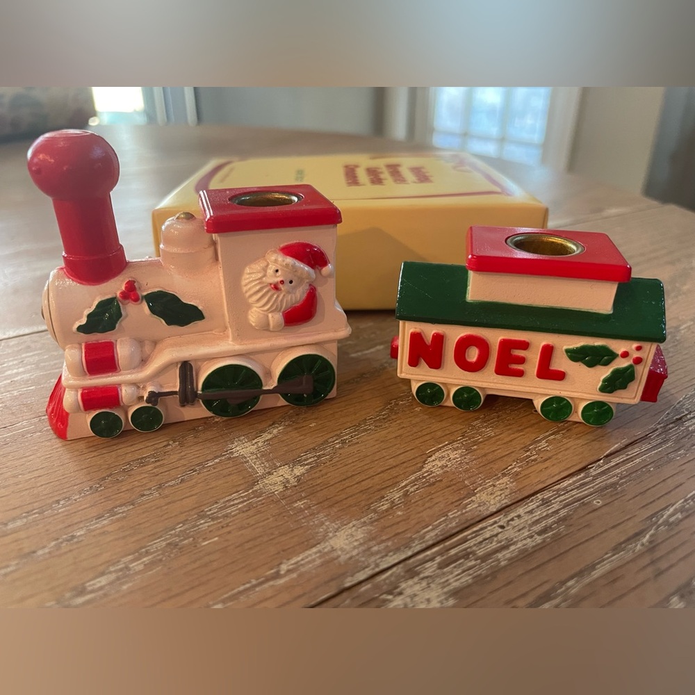 Vintage Holiday Memories Collector Ornaments Lot 2 NIB Carolers And Train - Picture 8 of 9